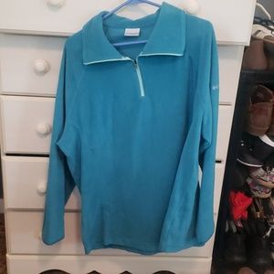 Columbia Pull Over